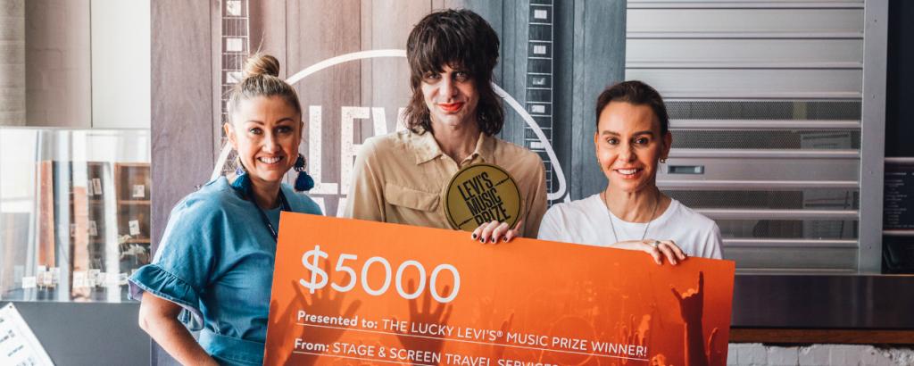 $5000 Prize winner Photo Op